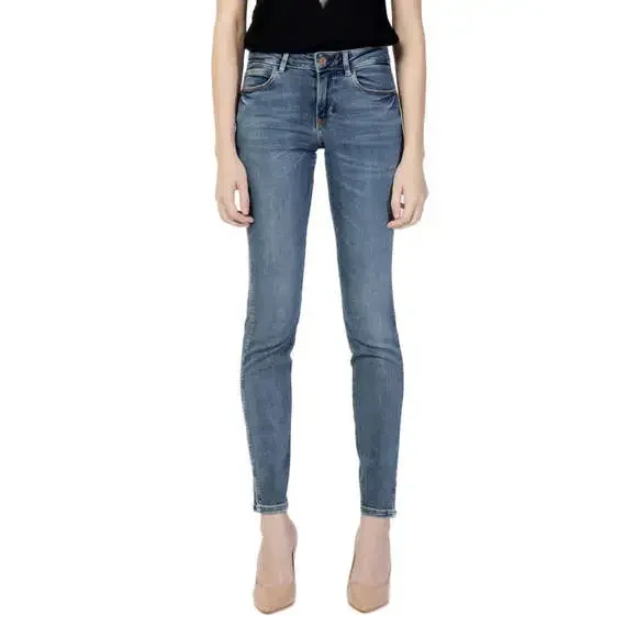 Guess‎Women Jeans